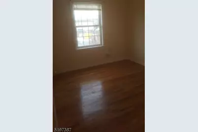 210 Trumbull St, Elizabeth, NJ 07206 - Photo 5
