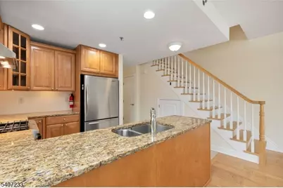 453D Springfield Avenue, Berkeley Heights Township, NJ 07922 - Photo 5