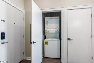 1 Carriage City Plz #1707, Rahway, NJ 07065 - Photo 13