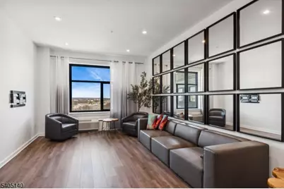 1 Carriage City Plz #1707, Rahway, NJ 07065 - Photo 15