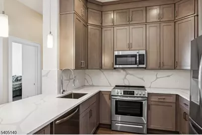 1 Carriage City Plz #1707, Rahway, NJ 07065 - Photo 29