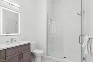 1 Carriage City Plz, Rahway, NJ 07065 - Photo 9