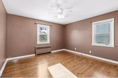 274 Greylock Pkwy, Belleville, NJ 07109 - Photo 31