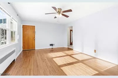 274 Greylock Pkwy, Belleville, NJ 07109 - Photo 23