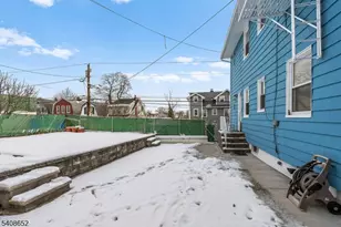 274 Greylock Pkwy, Belleville, NJ 07109 - Photo 11