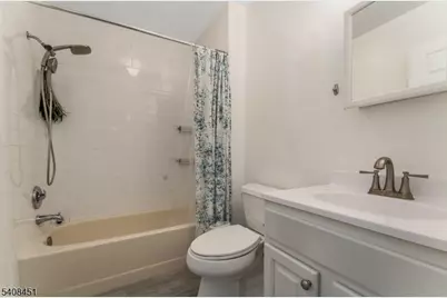 908 Reed Ct, Raritan Township, NJ 08822 - Photo 7