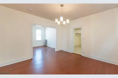137 Hammond Ave, Passaic, NJ 07055 - Photo 11