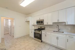 137 Hammond Ave, Passaic, NJ 07055 - Photo 13