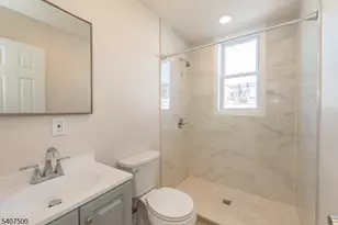 137 Hammond Ave, Passaic, NJ 07055 - Photo 21