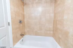 586 N 11th St, Newark, NJ 07107 - Photo 7