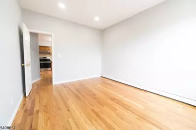 586 N 11th St, Newark, NJ 07107 - Photo 19