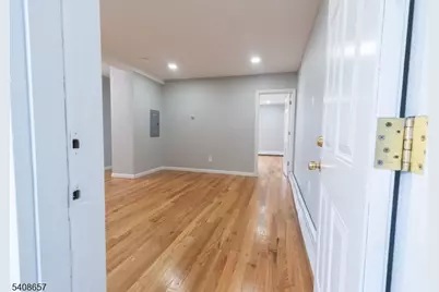 586 N 11th St, Newark, NJ 07107 - Photo 3