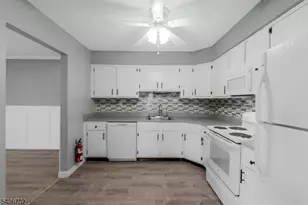 73-N Farm Rd, Hillsborough Township, NJ 08844 - Photo 11