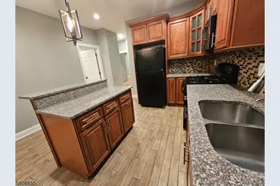 163 Elm St, Elizabeth, NJ 07208 - Photo 9