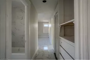 92 Florence Ave, Irvington, NJ 07111 - Photo 7