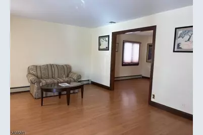 18 Mountainview Dr, Clifton, NJ 07013 - Photo 17