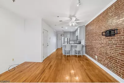 919 Park Ave #3R, Hoboken, NJ 07030 - Photo 3