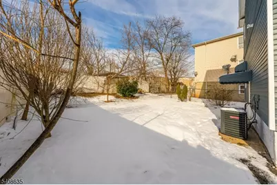 811 Jackson Ave, Linden, NJ 07036 - Photo 19