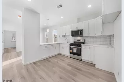 811 Jackson Ave, Linden, NJ 07036 - Photo 5