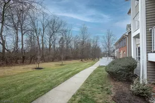 1306 Boxwood Dr, Branchburg Township, NJ 08876 - Photo 21