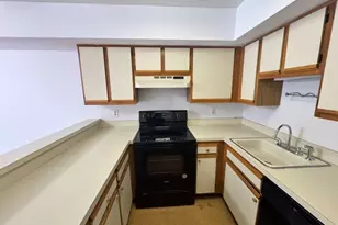 19 Plauderville Ave, Garfield, NJ 07026 - Photo 11