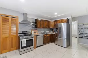 433 Chase Ave, Lyndhurst Township, NJ 07071 - Photo 15