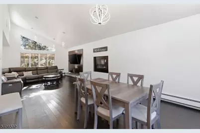 433 Chase Ave, Lyndhurst Township, NJ 07071 - Photo 7