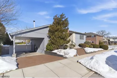 433 Chase Ave, Lyndhurst Township, NJ 07071 - Photo 3