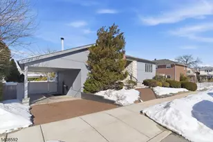 433 Chase Ave, Lyndhurst Township, NJ 07071 - Photo 3