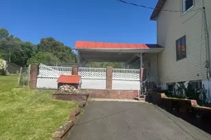 57 Dietrich Ln, North Haledon, NJ 07508 - Photo 3