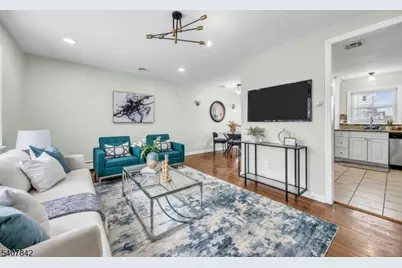 1022 Frank St, Roselle, NJ 07203 - Photo 7