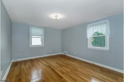 20 Bennington Rd, Livingston, NJ 07039 - Photo 15