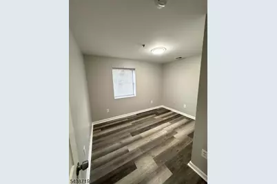 40-42 Hinsdale Pl, Newark, NJ 07104 - Photo 13