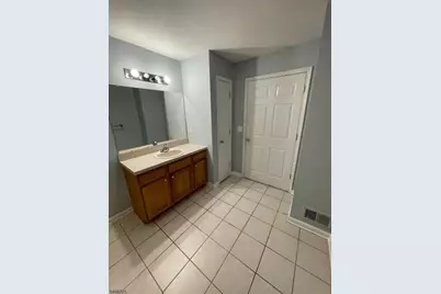 301 Pinelli Dr, Piscataway Township, NJ 08854 - Photo 19