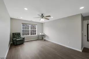 61 Waugh Ct, Bridgewater, NJ 08807 - Photo 9