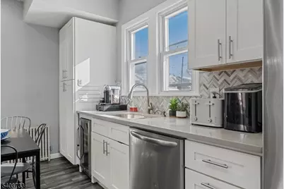 609 Harrison Pl, Linden, NJ 07036 - Photo 15