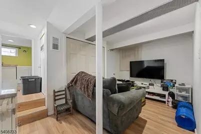 609 Harrison Pl, Linden, NJ 07036 - Photo 23