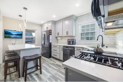 119 E 13th St, Linden, NJ 07036 - Photo 3