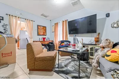 183 Walnut St, Paterson, NJ 07522 - Photo 15