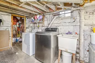 183 Walnut St, Paterson, NJ 07522 - Photo 9