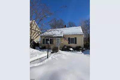 145 Pine St, Pompton Lakes, NJ 07442 - Photo 1