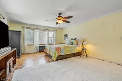 8 Highmont Ter, Montclair, NJ 07042 - Photo 15