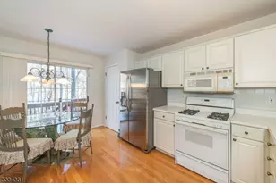 19 Morning Watch Rd, Wayne, NJ 07470 - Photo 3