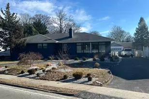 126 Riverside Ave, Lyndhurst Township, NJ 07071 - Photo 9