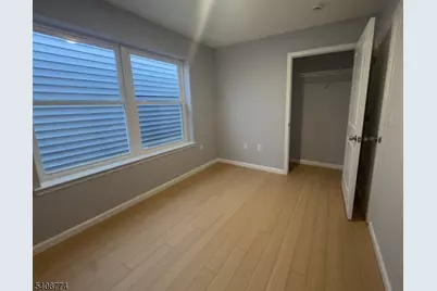 29 Isabella Ave 2nd Fl #2, Newark, NJ 07106 - Photo 15