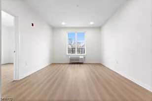 321 E 3rd St, Plainfield, NJ 07060 - Photo 13