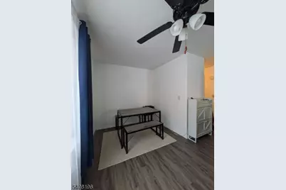 91 Falcon Ridge Way, Hamburg, NJ 07419 - Photo 7