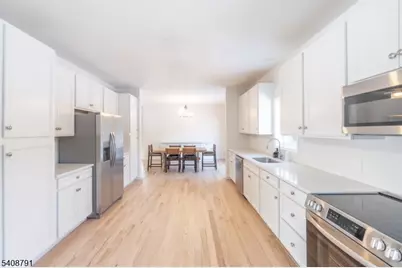 4 Sterling Dr, Wantage, NJ 07461 - Photo 3