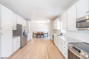 4 Sterling Dr, Wantage, NJ 07461 - Photo 3