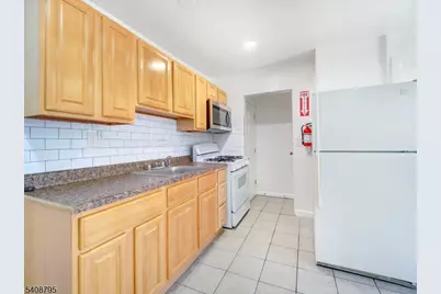 93 Bedford St #1, East Orange, NJ 07018 - Photo 3